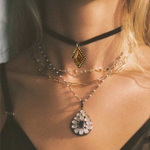 NWT Revolve Vanessa Mooney Lily Choker